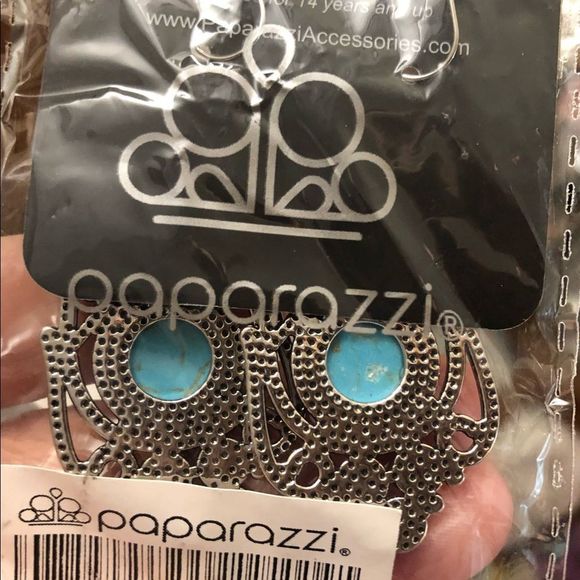 NIP wire earrings faux turquoise silvertone teardrop scroll design - Picture 3 of 5